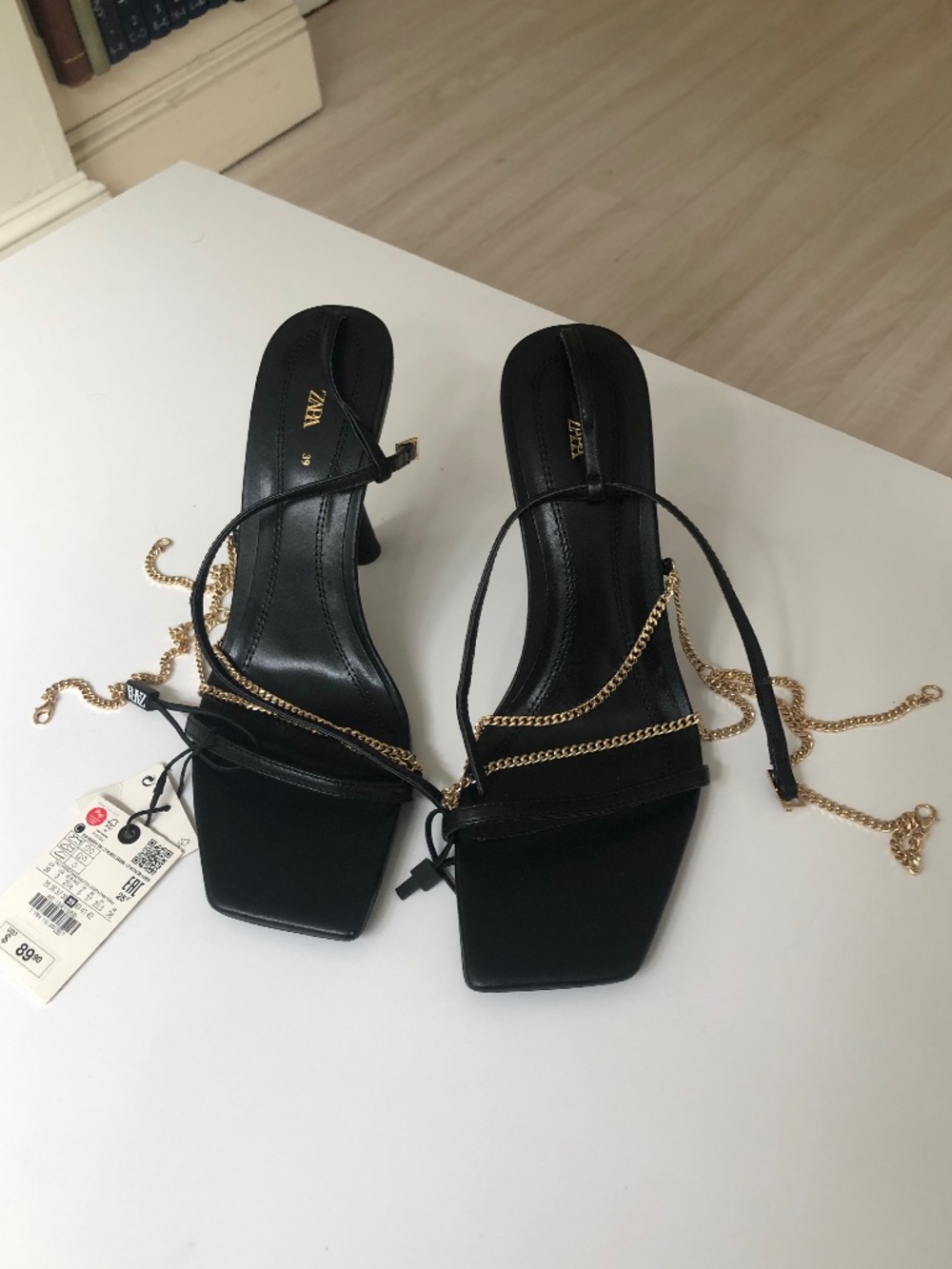 Zara Chain Detail Heeled Leather Sandals - Picture 4 of 8